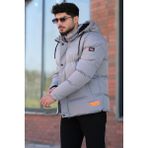 Stil Kombin Çıkarılabilir Kapşonlu Armalı Içi Kürklü Şişme Mont 2911_50213 - XL - Gri