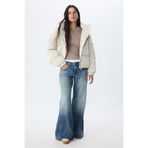 Stradivarius 08613196 Kapüşonlu Şişme Bej Kadın Mont
