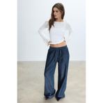 Stradivarius Bağcıklı dökümlü denim pantolon
