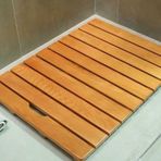 Su geçirmez Kaymaz Bambu Duş Paspası Doğal Ahşap Banyo Paspası Banyo Mutfak Yatak Odası Küvet Tuvalet ve Evcil Hayvan için 60x120 cm (24x47 inç)