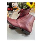 SUNA BORDO KADIN DANS BOTU