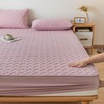 Süper yumuşak 80 x 200 cm pelüş lastikli çarşaf kılıfı, 30 cm derinliğinde kışlık sıcak tutan elastik nevresim takımı, üstün konfor ve rahat uyku için