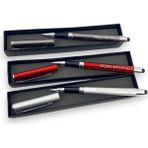 SürLaz Yılbaşı Hediyesi Özel Set 3 Adet Kutulu Isme Özel Touch Pen Tükenmez Kalem Isme Özel Kutusunda - 1 - Kırmızı - Füme - Gümüş