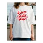 Sweet Girls Club Çilek Baskılı Oversize Pamuklu Kadın Beyaz T-shirt kmn26sb