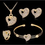 Takıtolia Valentin Altın Gold Renkli Kalpli Taşlı Kolye ve Küpe Hediye Sade Şık Sevgililer Günü Özel Takı Seti - Rose Gold