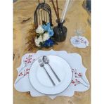 Tanem Home Kırmızı Çiçekli Desen Ithal Keten Nakışlı Amerikan Servis Takımı Tabak Altlığı ve Bardak Altlığı - 35 x 45 cm - Beyaz