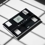 Tanita BC 401 Akıllı Bluetooth Dijital Tartı | Total Yağ, Sıvı, Kas, Kemik Ölçer Vücut Analiz Cihazı, LCD Ekran - Gri