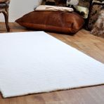 Tappeto Zikzak Desenli Beyaz Post Peluş Halı