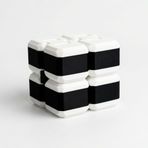 Taraftar Infinity Cube – Sonsuz Stres Küpü (Siyah-Beyaz)