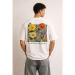 Tarz Cool Erkek Floral Baskılı Tişört – Oversize Fit, Sırt Desenli “small Moments Big Memories” - Beyaz