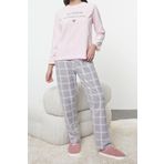 Tarz Rahat Uzun Kollu Boru Paça Ekoseli ve Kalp Nakışlı Polar Kışlık Örme Pijama Takımı