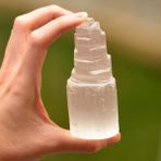 Taş Sandığı Selenit Taşı Kule - 10 cm Şekil ve Renk Farklılıkları Gösteren Doğal Taş