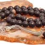 Taş Sandığı Siyah Mat Akik Taşı Tesbih - 8 mm