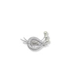 Taşlı İnci Gümüş Çiçek Broş – 2.5X4 Cm