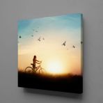 Technopa Bisiklet Süren Kız 110x110 cm Kanvas Tablo