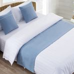Tek Kişilik Kraliçe King Yatak Örtüsü için Kapitone Yatak Yolluğu, Gök Mavisi - 50 X 210 cm, Ev Otel Dekorasyonları - Yumuşak ve Şık Yatak Örtüsü