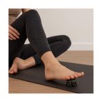 TeknoKapsül Actifoam Twister Semi Massage Ball Twister Yarım Masaj Topu (7,2x7,2x5,3 Cm, Siyah + Sarı)