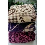 Tekstilci Kuyucak Peluş Battaniye Tek Kişilik 160X225 Çeşitli Renklerde Aktartekstil