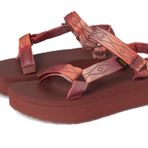 Teva Kadın Flatform Evrensel Sunscape Spor Sandalet, Susuz Scarlet, 41 EU