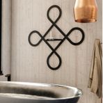 Tevesse Metal Duvar Dekoratif Mumluk
