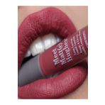 the balm Meet Matt(e) Hughes Liquid Lipstick Ruj Confident
