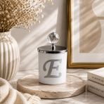 Tiem Concept Kişiye Özel Harfli Kokulu Bardak Mum - Kristal Tepelikli Özel Tasarım Beyaz Cam Mum, Ev ve Oda Kokusu, Hediyelik Dekoratif Mum 150g (Silver, Okyanus, E)