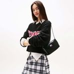 Tommy Hilfiger AW0AW17866-BDS Kadın Siyah Omuz Çantası