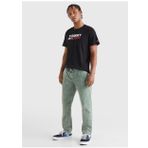 Tommy Jeans Bisiklet Yaka Baskılı Siyah Erkek T-Shirt DM0DM15379-BDS_TJM CORP LOGO TEE