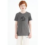 Tommy Life 11115 Koyu Gri Nakış Işleme Detaylı O Yaka Standart Kalıp Erkek Çocuk T-Shirt