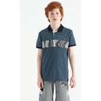 Tommy Life 11162 Orman Yeşili Şerit Baskı Detaylı Pola Yaka Standart Kalıp Erkek Çocuk T-Shirt
