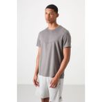 TOMMY LIFE Koyu Gri Nefes Alan Dokulu Ince Esnek Standart Fit Erkek Performans T-shirt - 88391