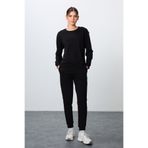 TOMMY LIFE Siyah Kompakt Pamuklu Kalın Pürüzsüz Dokulu O Yaka Oversize Fit Kadın Eşofman Takım - 95341