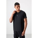 TOMMY LIFE Siyah Nefes Alan Dokulu Ince Esnek Standart Fit Erkek Performans T-shirt - 88387