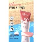 Tonymoly UV Master Yüz Aydınlatıcı Canlandırıcı SPF50+ PA+++ 50 ml Güneş Kremi