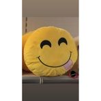 TOPROCKSTORE Dil Çıkartan Emoji Yastık, 35 cm, Sarı, Pelüş Oyuncak