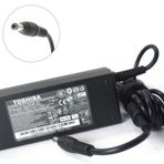 Toshiba Satellite C660-1LG 19V Orjinal Adaptör Şarj Cihazı
