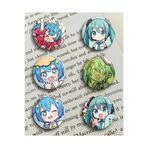 Toum Anime Hatsune Miku Tasarım 6'lı Rozet 70 mm PVC Kaplı Çanta Ceket Yaka Aksesuarı