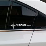 Toyota Avensis Napız Kalp Kelebek Cam İçin Sticker Yapıştırma
