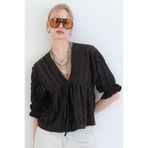 Trend Alaçatı Stili Acı Kahve V Yaka Truvakar Kol Lastikli Fırfır Kumaş Bluz ALC-X15414