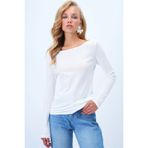 Trend Alaçatı Stili Beyaz Kayık Yaka Basic Bluz ALC-X14395