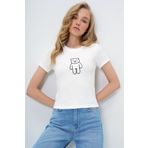 Trend Alaçatı Stili Kadın Beyaz Bisiklet Yaka Ayıcık Nakışlı Ottoban Crop T-Shırt ALC-X13917
