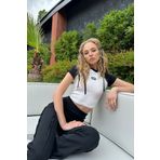 Trend Alaçatı Stili Kadın Ekru Bisiklet Yaka Reglan Kol Kontrast Renkli Crop T-Shirt ALC-X12211