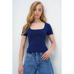 Trend Alaçatı Stili Kadın Lacivert Kare Yaka Likralı Tulumlu Double Kumaş Crop Bluz ALC-X13903