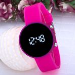 Trend Dijital Led Ekran Pembe Renk Silikon Kordonlu Çocuk Kol Saat St-303589