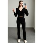 trendgar Kadın Siyah Fitilli Örme Kumaş V Yakalı Duğmeli Crop Sweatshirt Bol Kesim Rahat Eşofman Takım