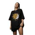 Trendseninle Güneş ve Ay Baskılı Siyah Kadın T-shirt