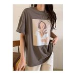 Trendseninle Hayali Figür Baskılı Kahverengi Oversize Kadın T-shirt