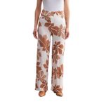 Trendseninle Kadın Camel-Beyaz Çiçek Desenli Boru Paça Pantolon, L