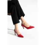 TrendWalk Kırmızı Kırışık Sivri Burunlu Klasik Kadın Stiletto Ayakkabı 7cm Topuk