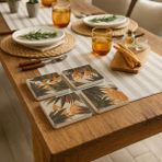 Tropikal Desenli Altın Hayvanlı Doğal Taş Bardak Altlığı 4’lü Set, Şık Sunum ve Masa Dekoru - 10 x 10 cm